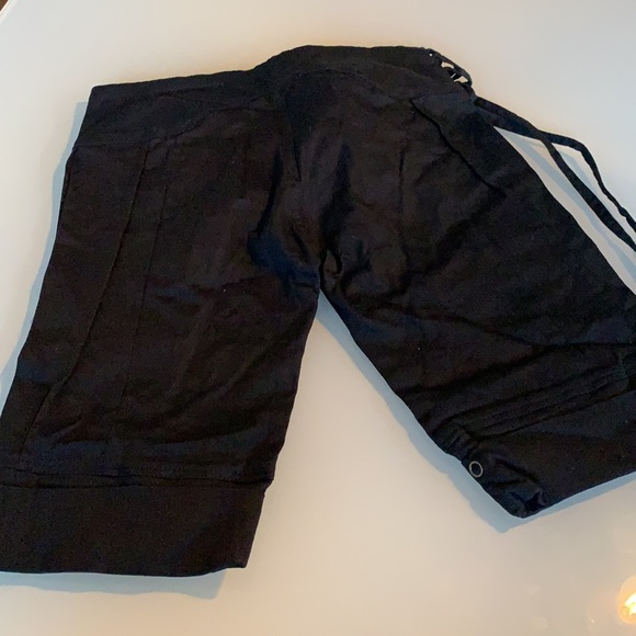 Rabbit and Empee tomboy shorts - in black - Picture 2 of 4